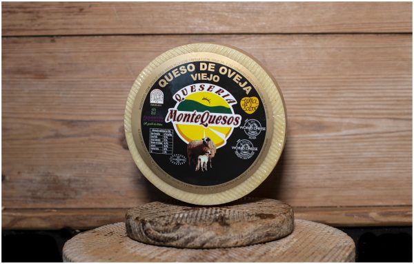 QUESO ARTESANO PURO DE OVEJA VIEJO "GRAN RESERVA"